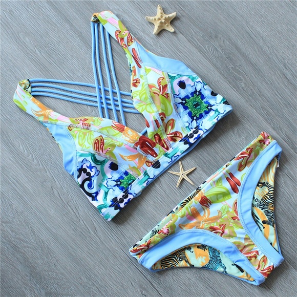 Glam Girl Fashion Other - NWT REVERSIBLE Boho Crisscross Back Bikini